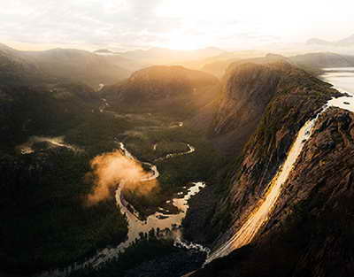 Алматыда ұсталған блогер Әділетхан Молдахан бұрын тонау ісі бойынша сотталған – полиция